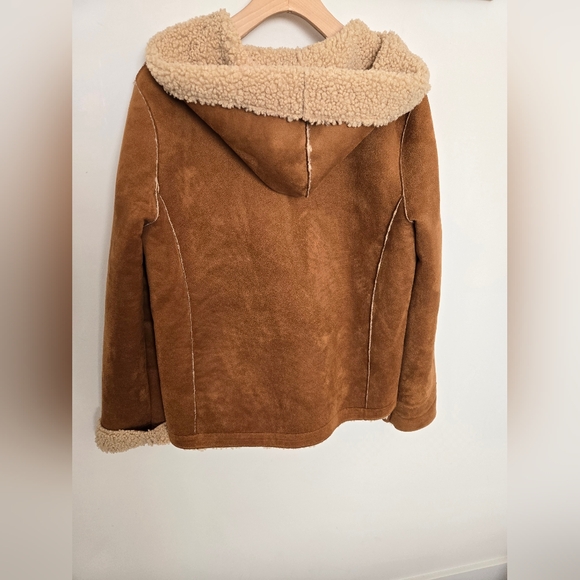 Chealsa & Theodore faux suede sherpa lined hooded coat in Carmel | size L - Picture 6 of 9